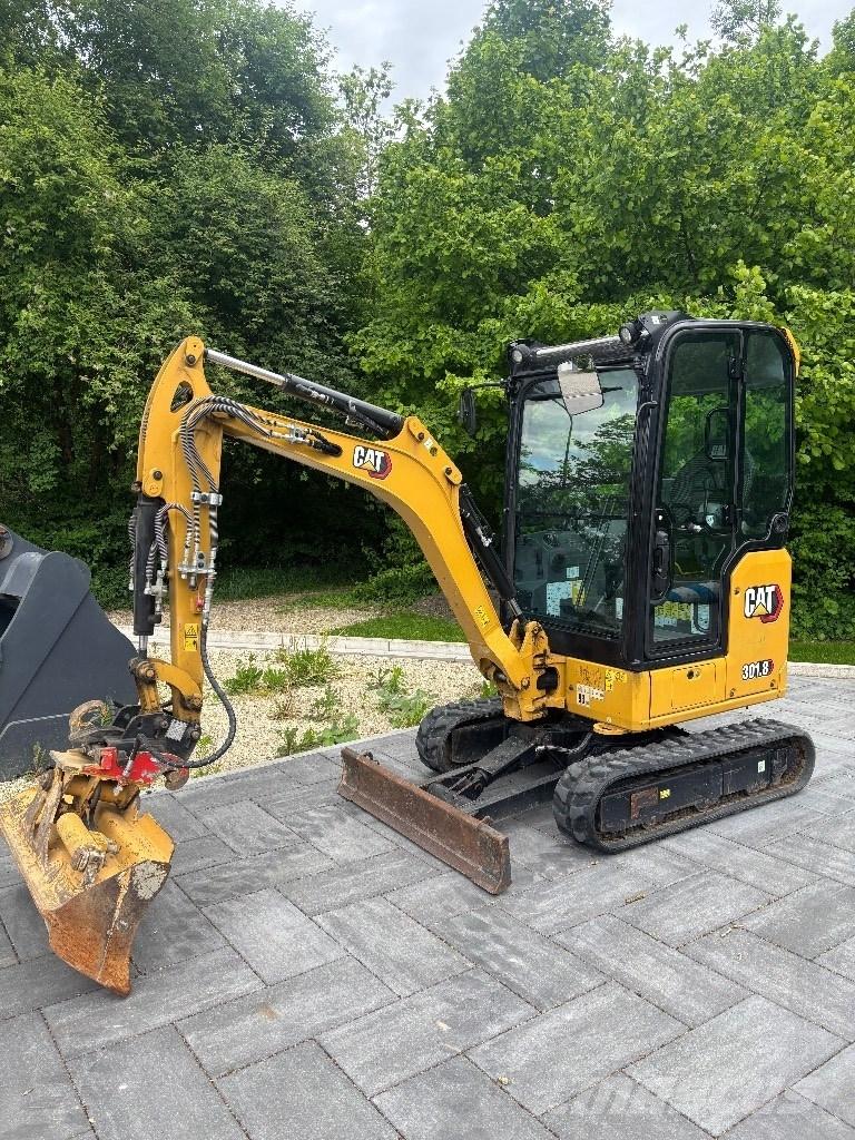 CAT 301.8 소형 굴삭기 7톤 미만