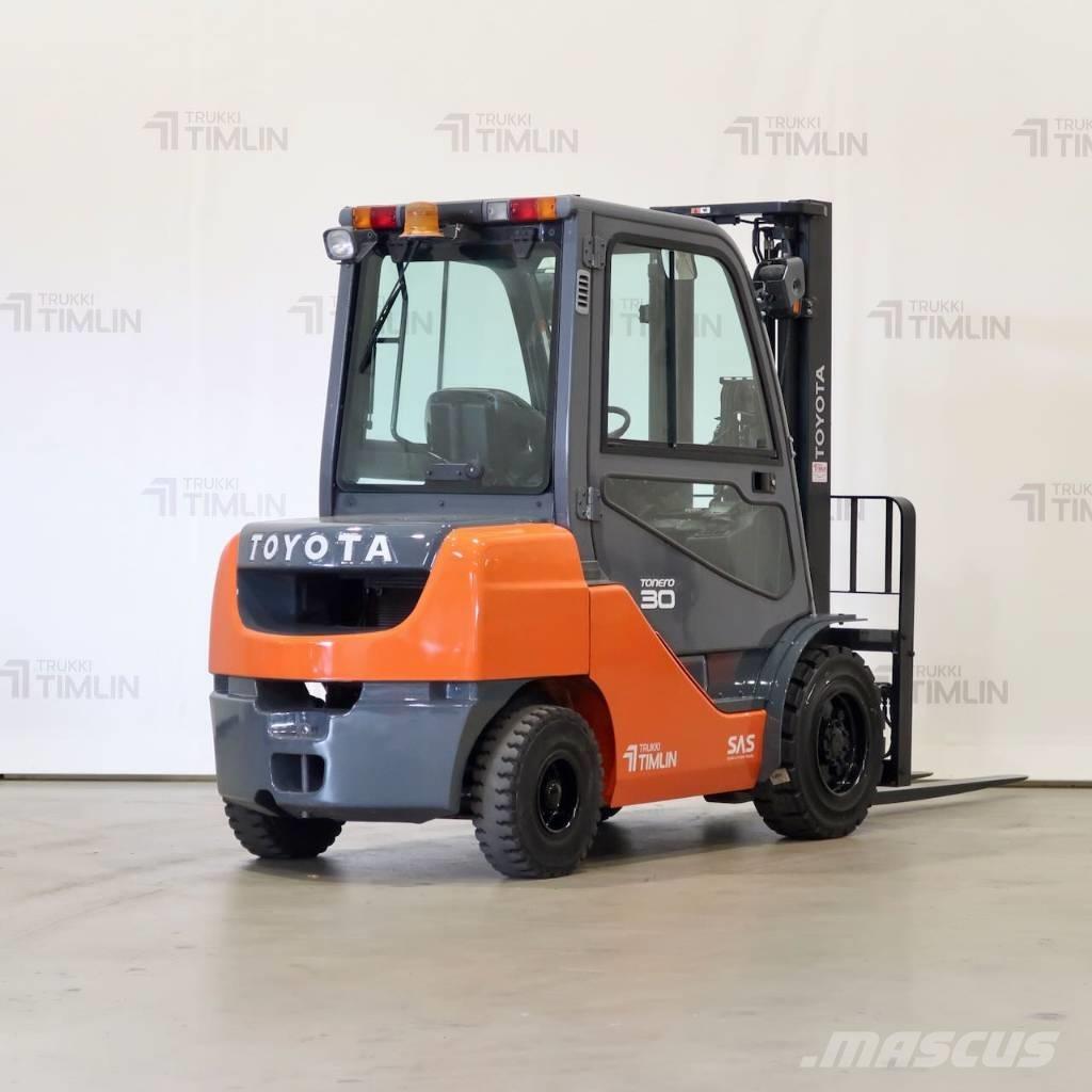 Toyota 02-8FDF30 디젤 지게차