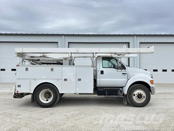 Ford F750 SD 건설 장비 - 기타