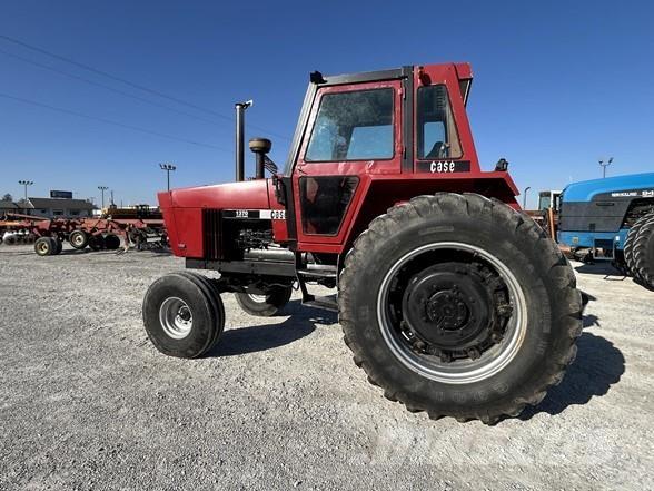 J I Case 1370 트랙터