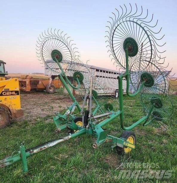 John Deere 702 갈퀴 및 테더