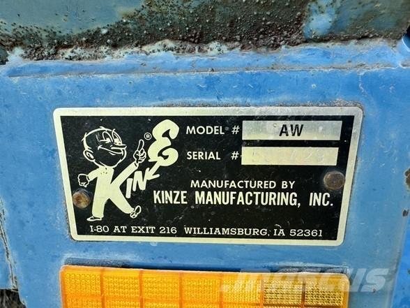 Kinze 840 곡물용 카트