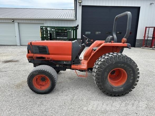 Kubota L4200 트랙터