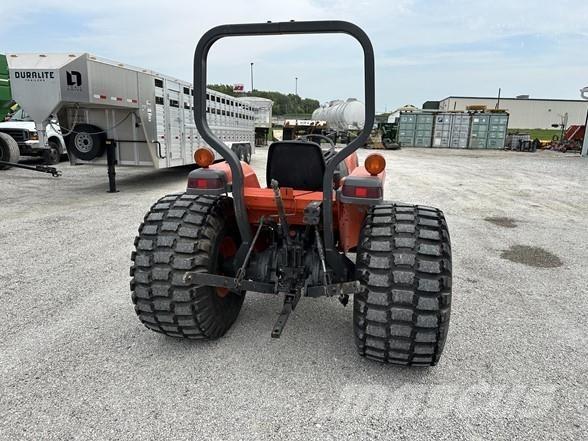 Kubota L4200 트랙터