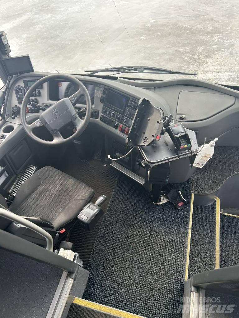 Volvo 9700 B11R 코치(장거리 버스)
