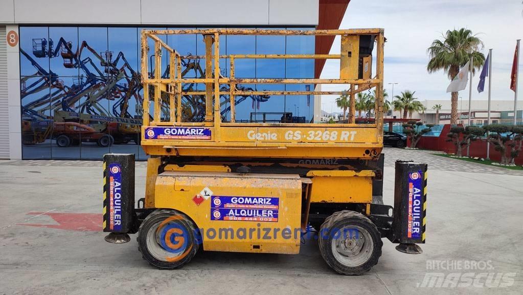 Genie GS 3268 RT 가위형 리프트