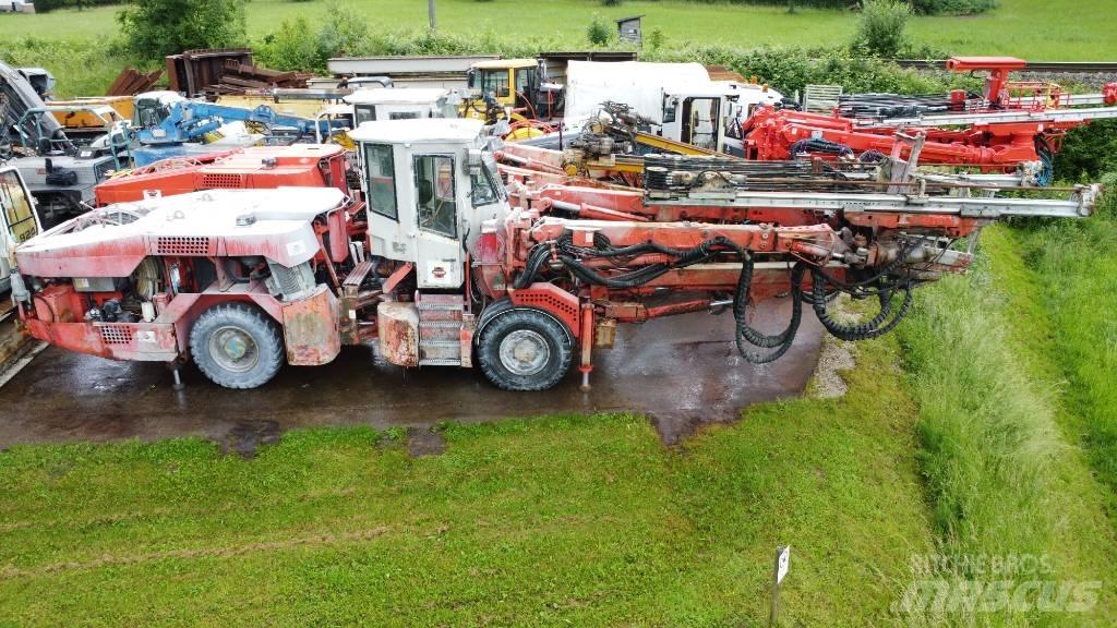 Sandvik DT820SC 터널링 및 지하 채굴 드릴