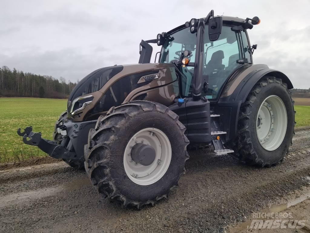 Valtra T 255 Versu 트랙터