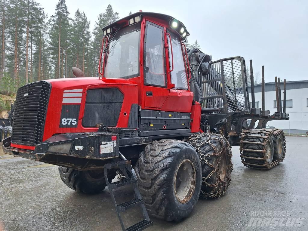 Komatsu 875 원목 포워더