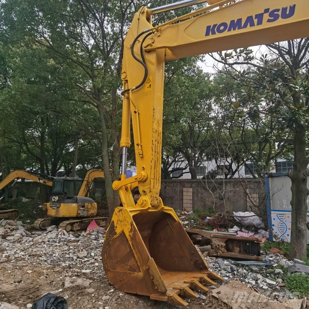 Komatsu PC 450-8 대형 굴삭기 29톤 이상