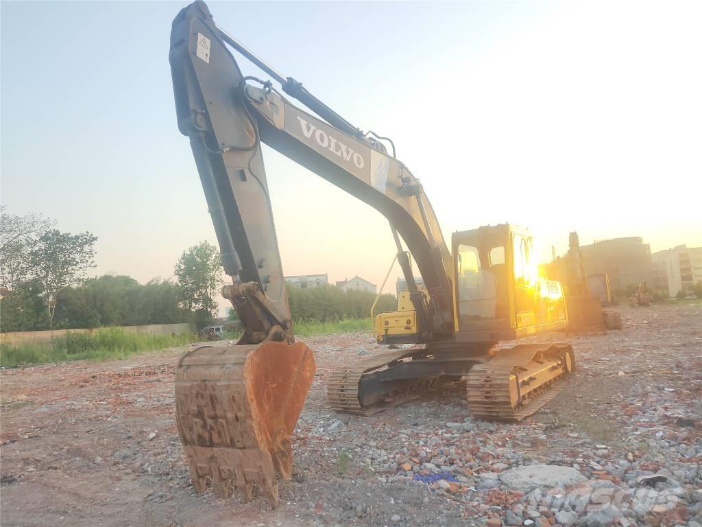 Volvo EC 210 B LC 대형 굴삭기 29톤 이상