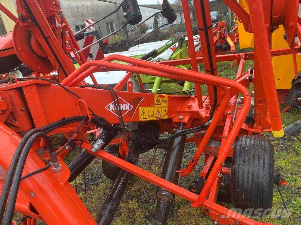 Kuhn GF8702 갈퀴 및 테더