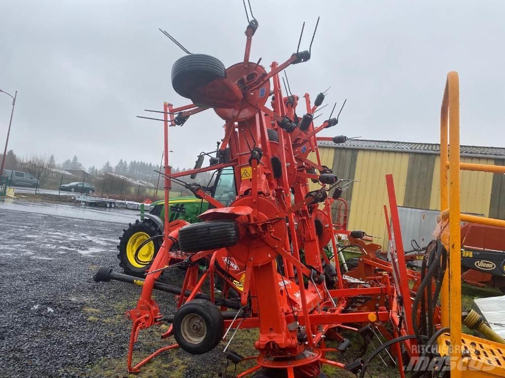 Kuhn GF8702 갈퀴 및 테더
