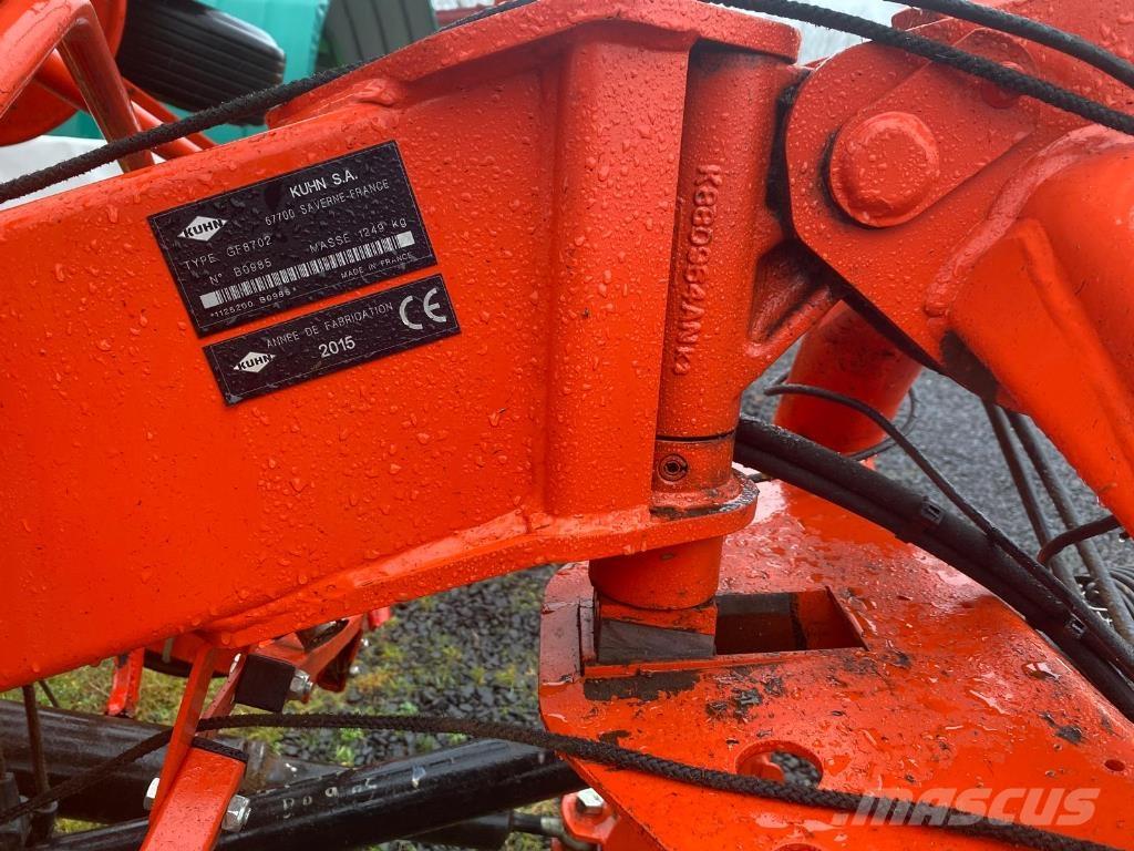 Kuhn GF8702 갈퀴 및 테더