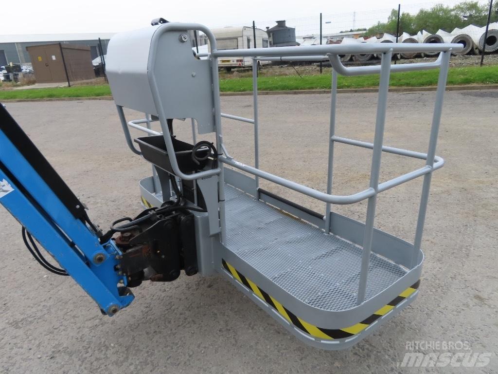 Manitou 180 ATJ 관절형 전동이동 리프트