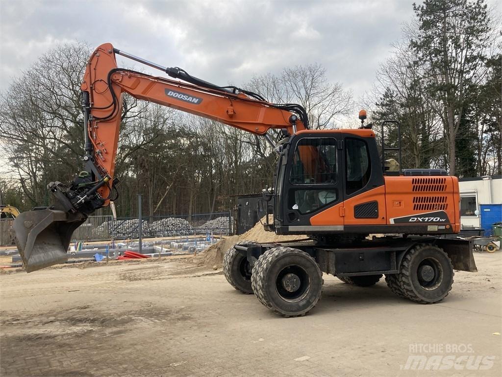 Doosan DX 170-5 W  휠 굴삭기