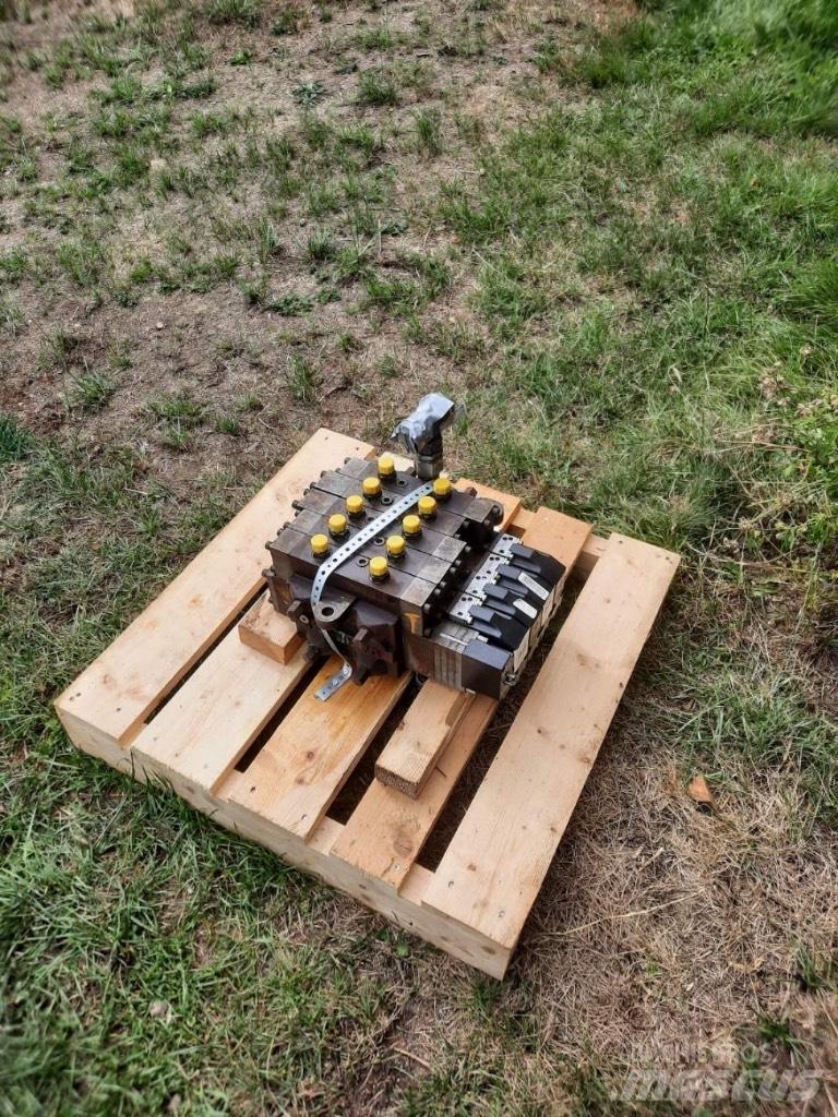 Danfoss Danfoss PVB 유압식 기계