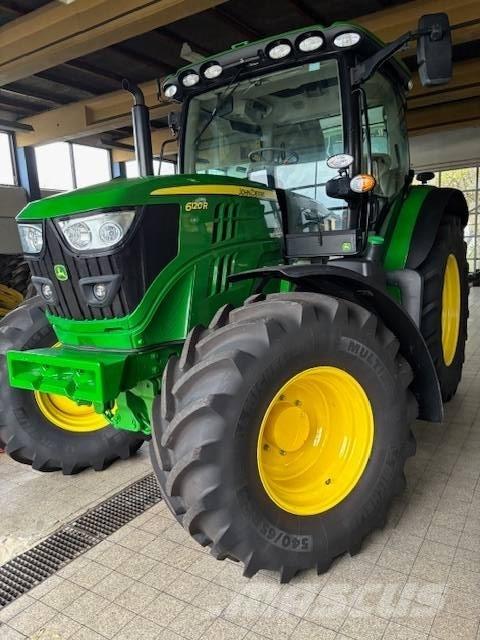 John Deere 6120 R 트랙터