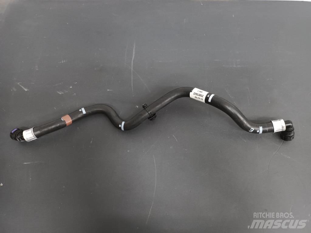 Volvo HOSE 22953852 엔진