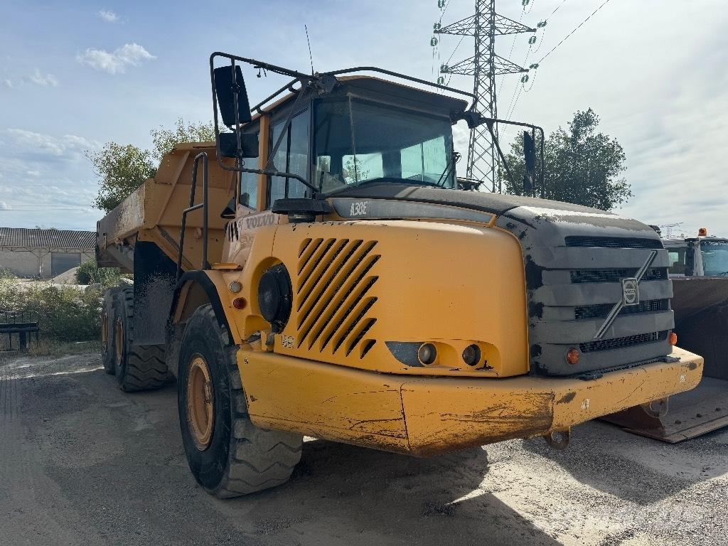 Volvo A 30 E 연결식 홀러