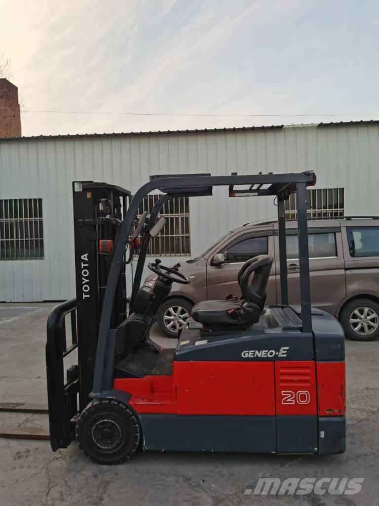 Toyota 2t 디젤 지게차