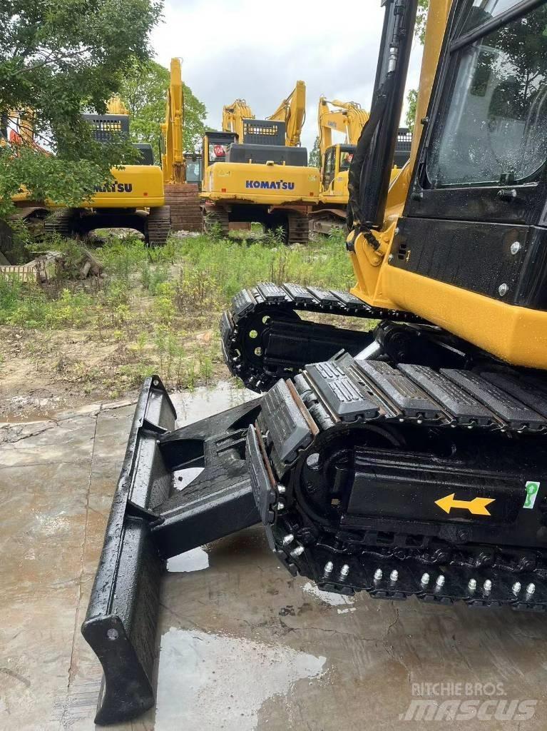 CAT 305.5 소형 굴삭기 7톤 미만