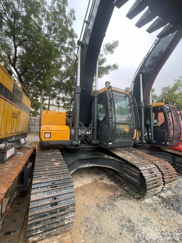 Hyundai R210 대형 굴삭기 29톤 이상