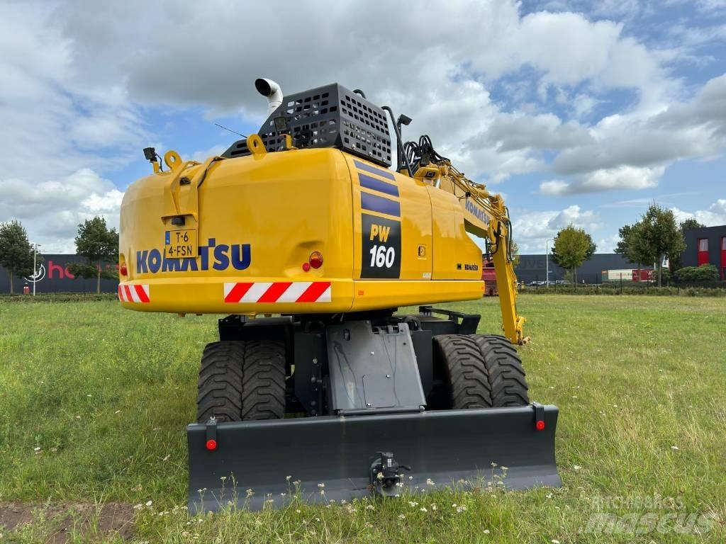 Komatsu PW160-11E0  휠 굴삭기