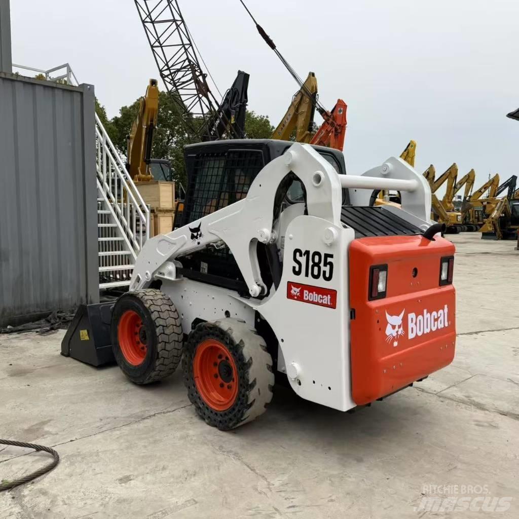 Bobcat S 185  스키드로더