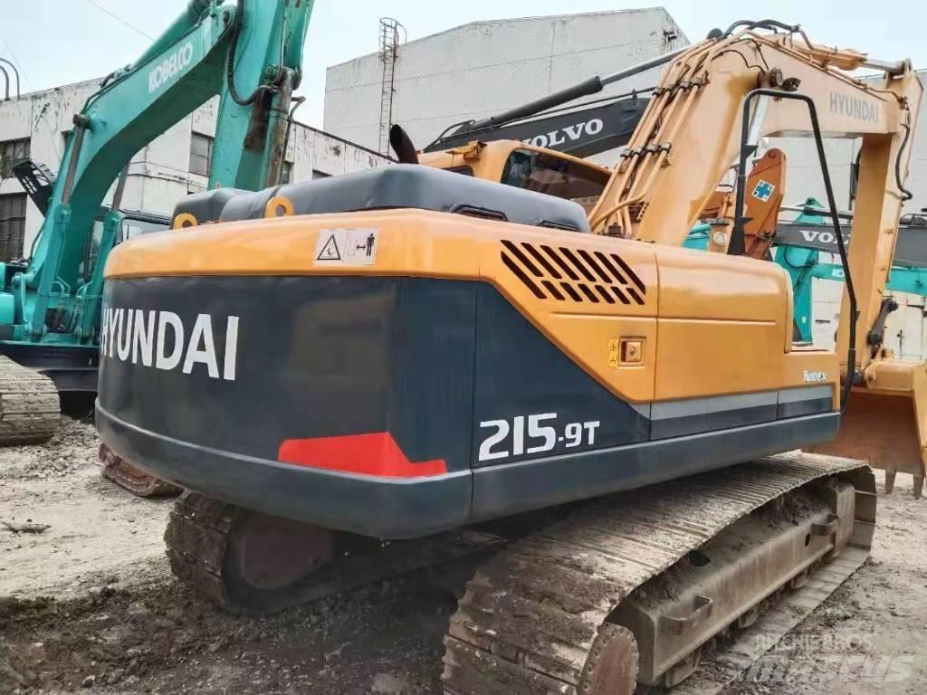 Hyundai R215-9T  휠 굴삭기