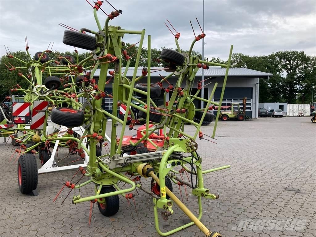 CLAAS Volto 870 갈퀴 및 테더