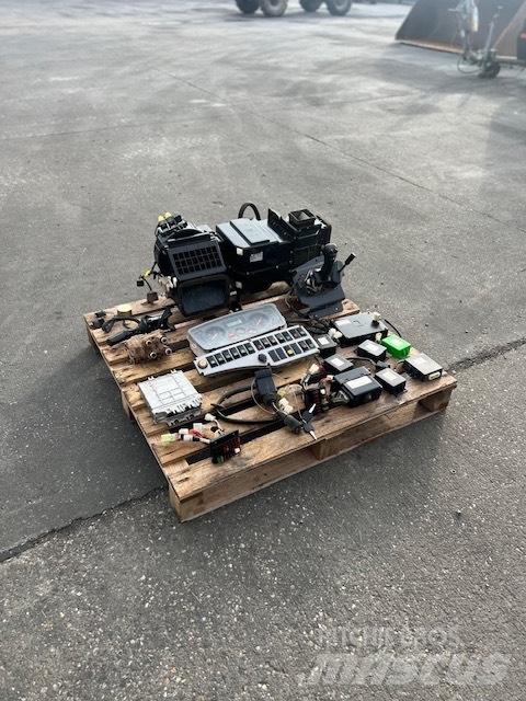 Doosan DL 400 일렉트로닉스