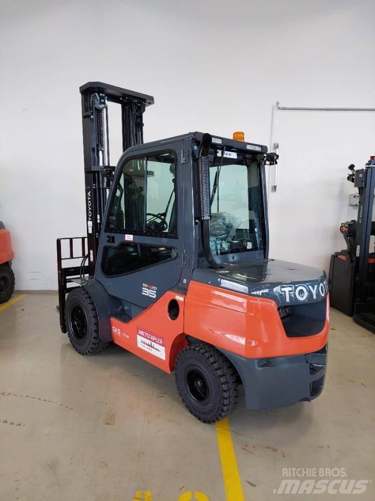 Toyota 52-8 FDJF 35 디젤 지게차