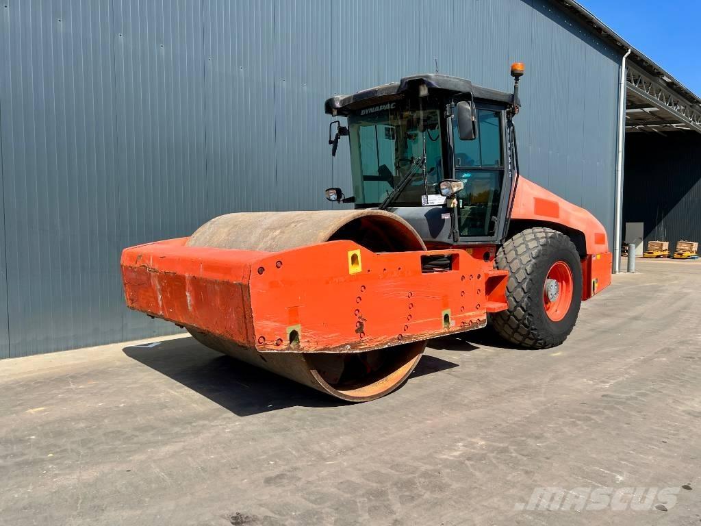Dynapac CA6500D 싱글 드럼 롤러