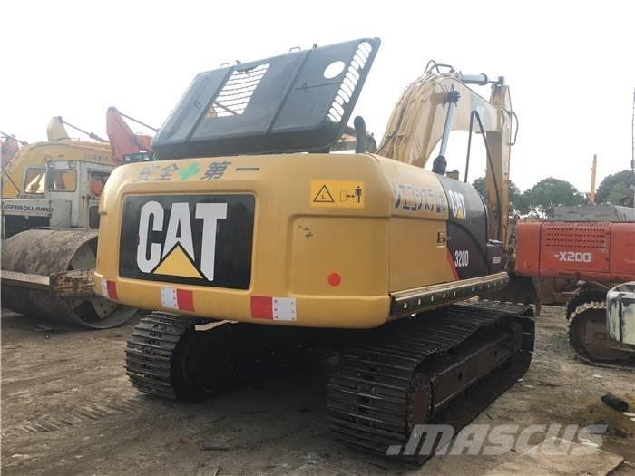 CAT 320D2L 대형 굴삭기 29톤 이상
