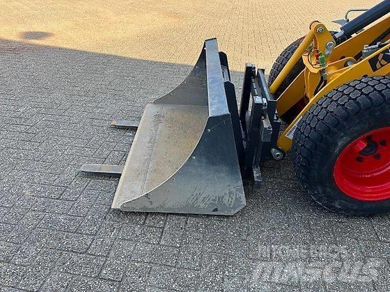 Knikmops KM 130 미니 로더