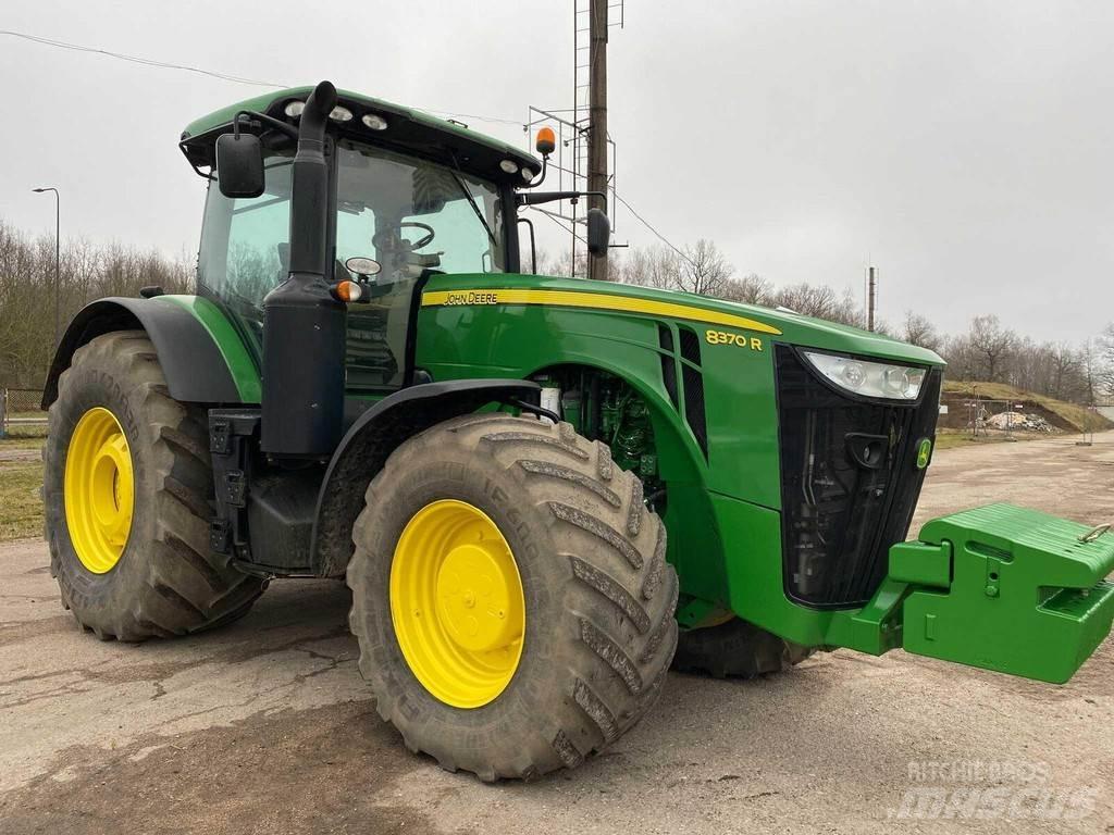 John Deere 8370R 트랙터