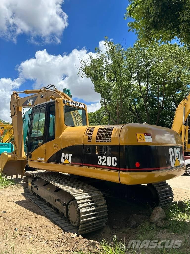 CAT CAT320C 중형굴삭기 7톤-28톤