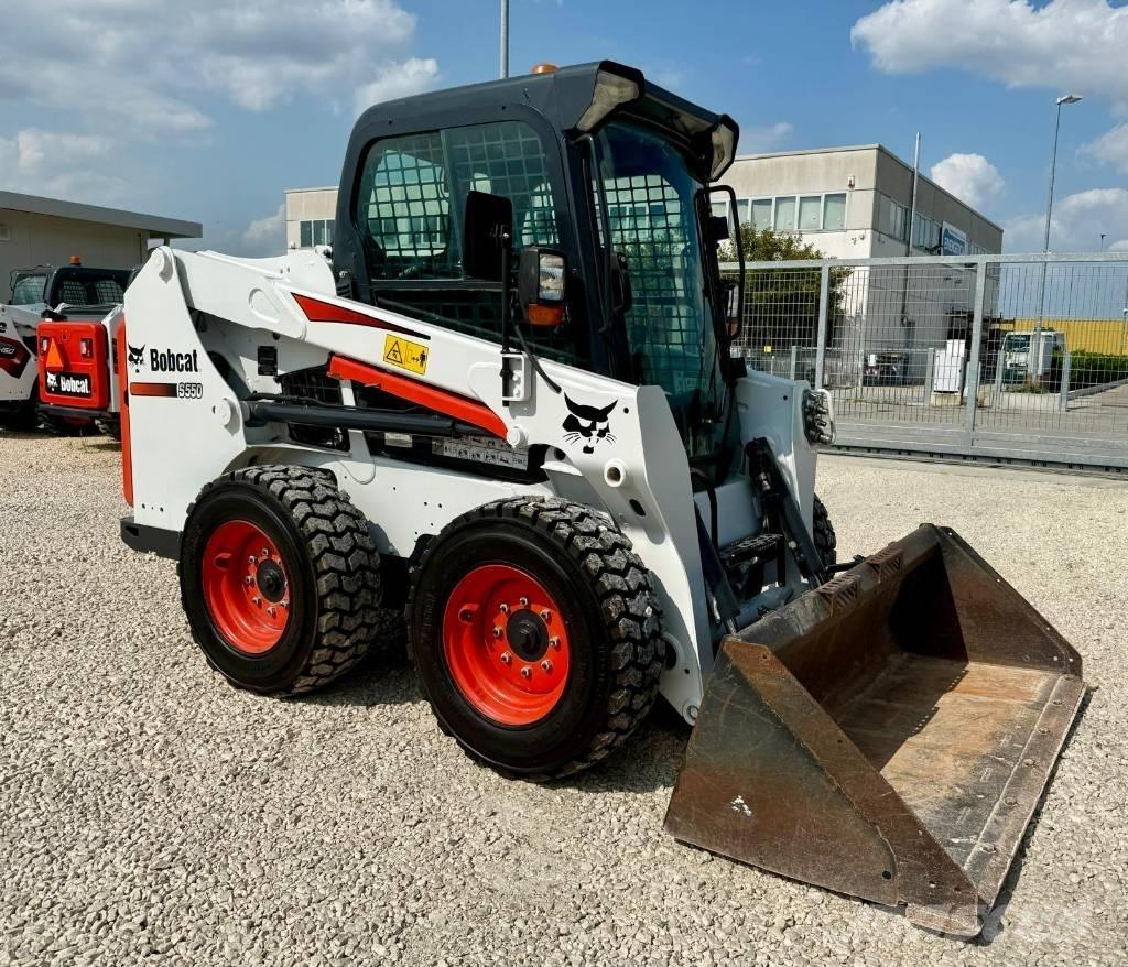 Bobcat S 550  스키드로더