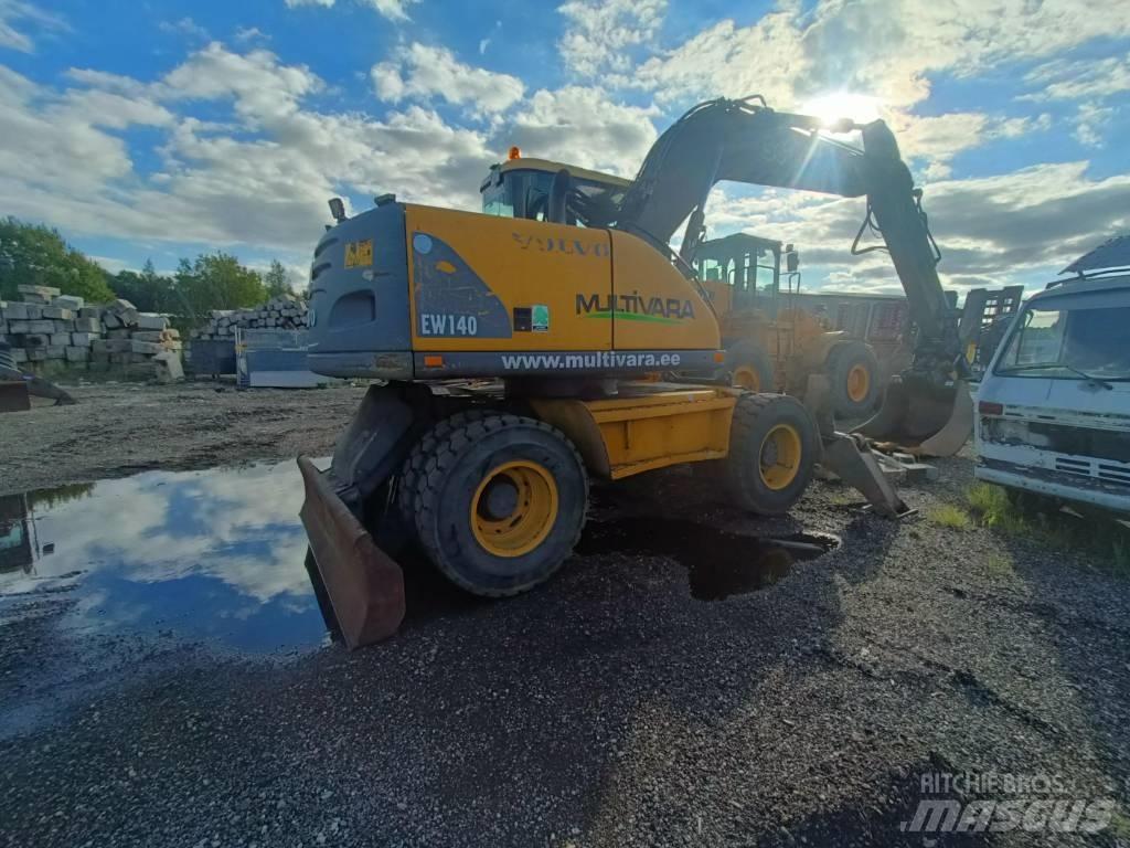 Volvo EW 140  휠 굴삭기