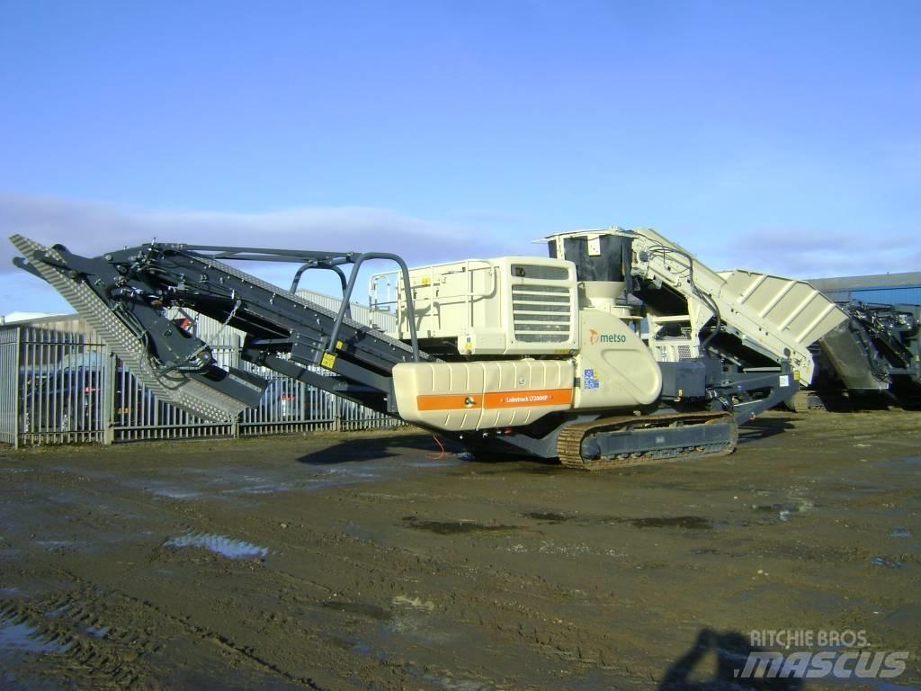 Metso LT 200 HP 이동식 분쇄기