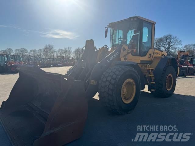 Volvo L 90 F  휠로우더