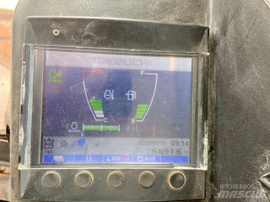 Takeuchi TB 260 소형 굴삭기 7톤 미만