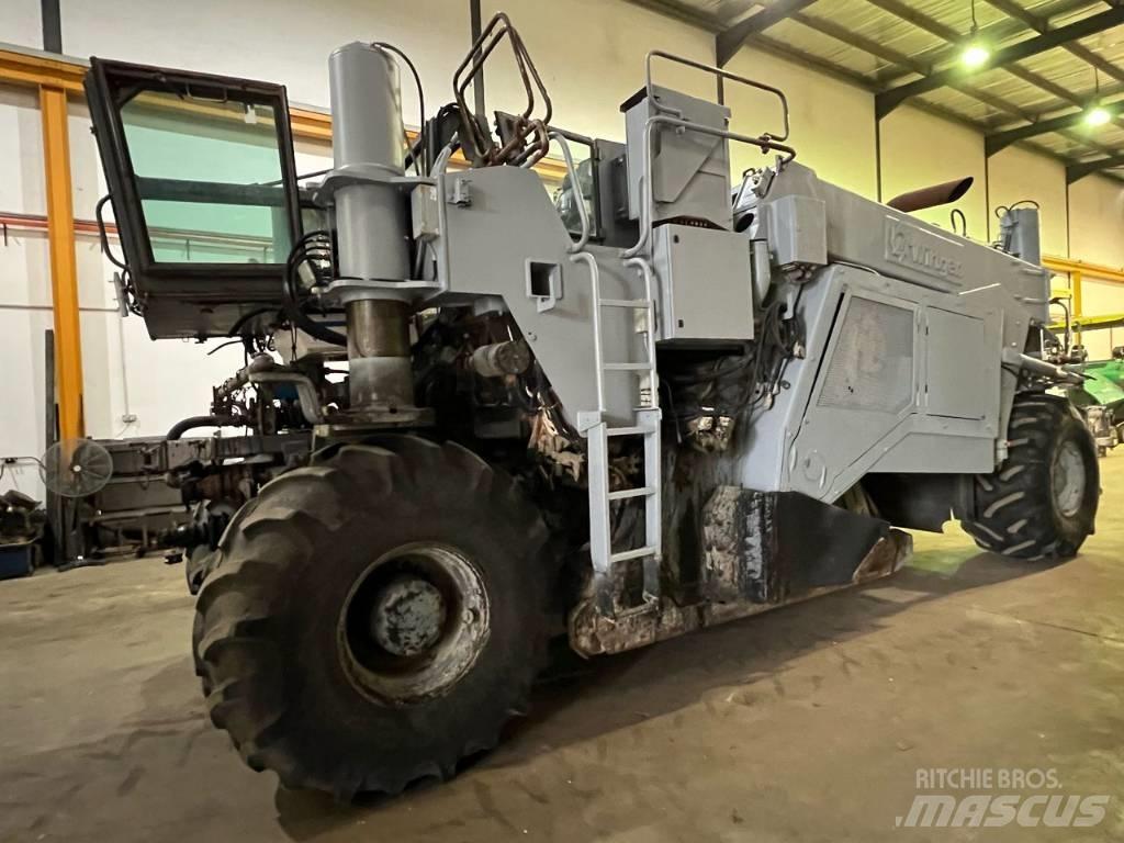 Wirtgen WR2500 아스팔트 리사이클러