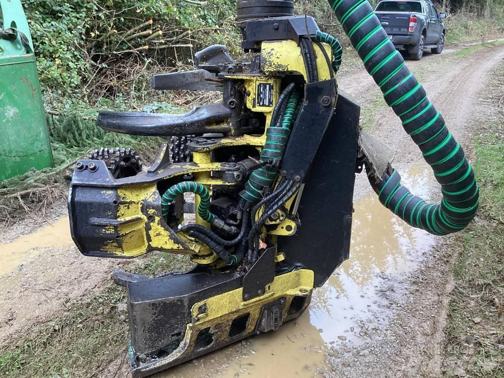 John Deere 1170 E 원목 하베스터