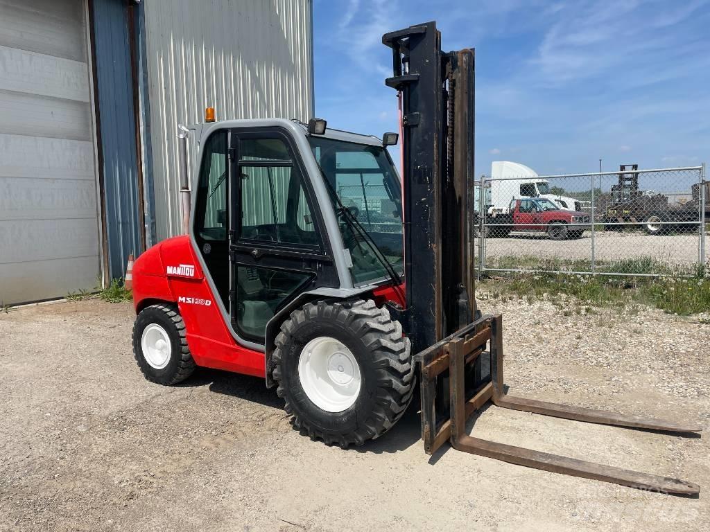 Manitou MSI 30 D 험지용 트럭
