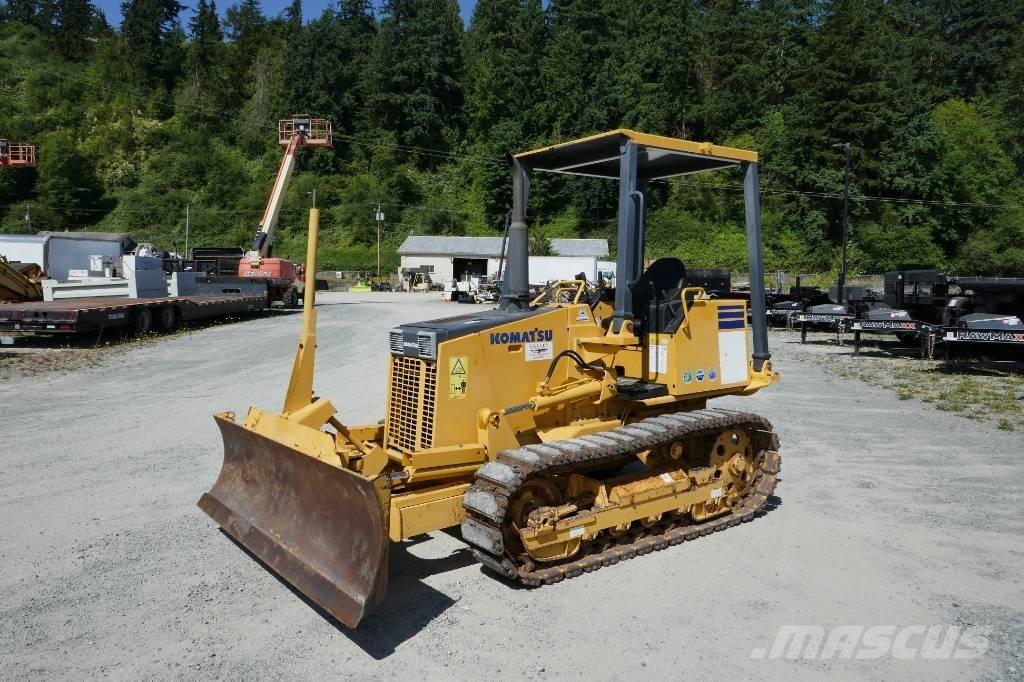 Komatsu D21A-8 크롤러 도저