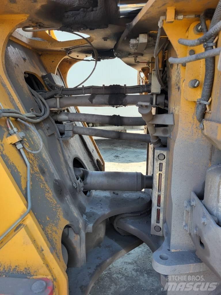 Volvo L 250 H  휠로우더