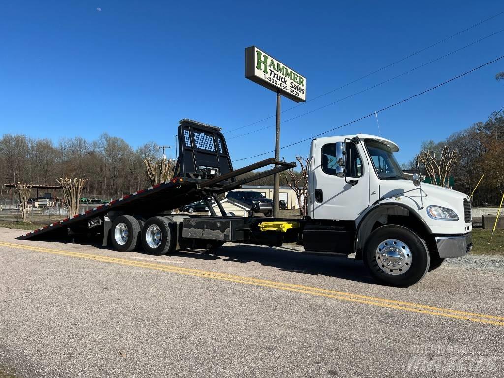 Freightliner M2 회수 차량