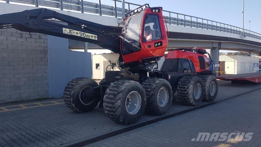 Komatsu 931 XC 원목 하베스터